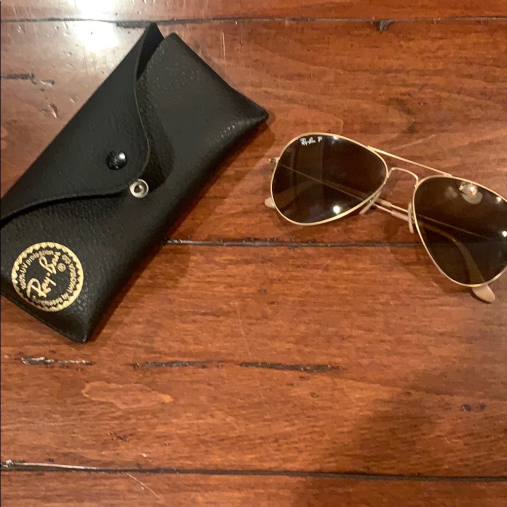 Women’s ray ban